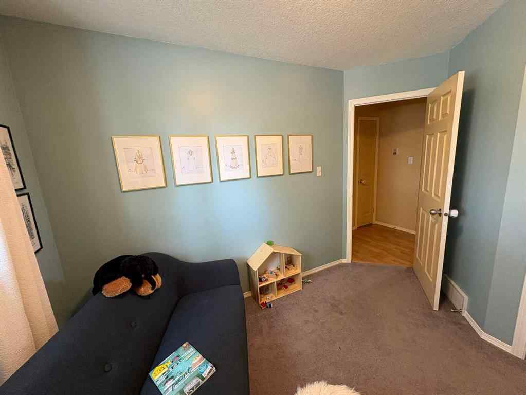 MLS® A2237914 - 167 Mt Rundle Road W in Mountain Heights Lethbridge, Residential