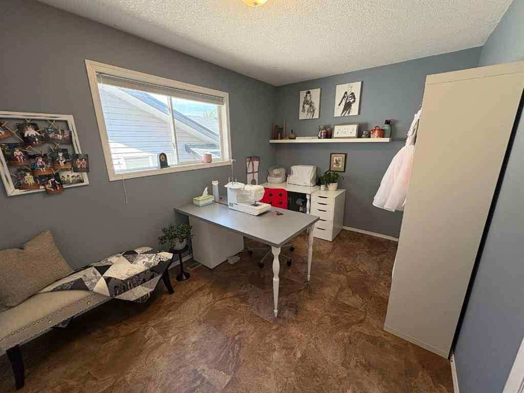 MLS® A2237914 - 167 Mt Rundle Road W in Mountain Heights Lethbridge, Residential