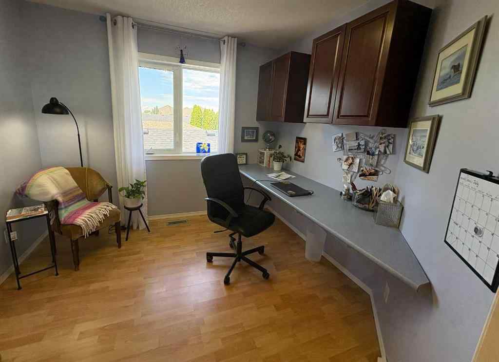 MLS® A2237914 - 167 Mt Rundle Road W in Mountain Heights Lethbridge, Residential
