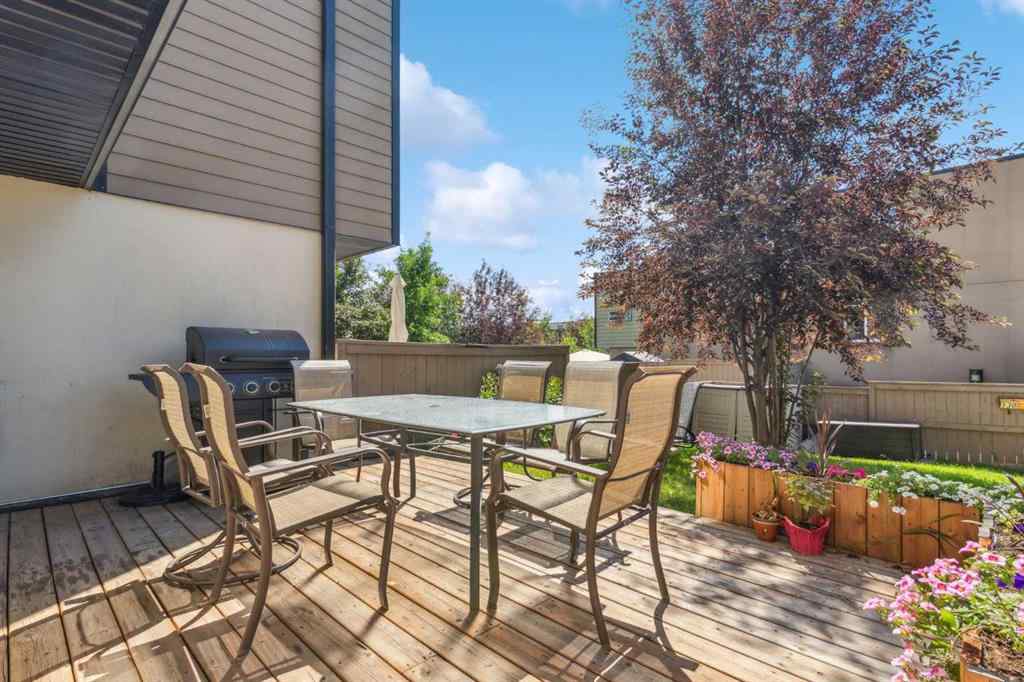 MLS® A2237932 - Unit #130 3809 45 Street SW in Glenbrook Calgary, Residential