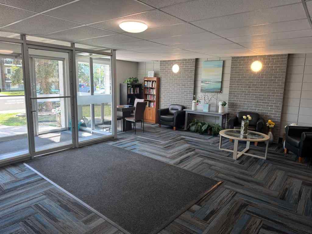 MLS® A2237949 - Unit #104 10230 106 Avenue  in Avondale Grande Prairie, Residential