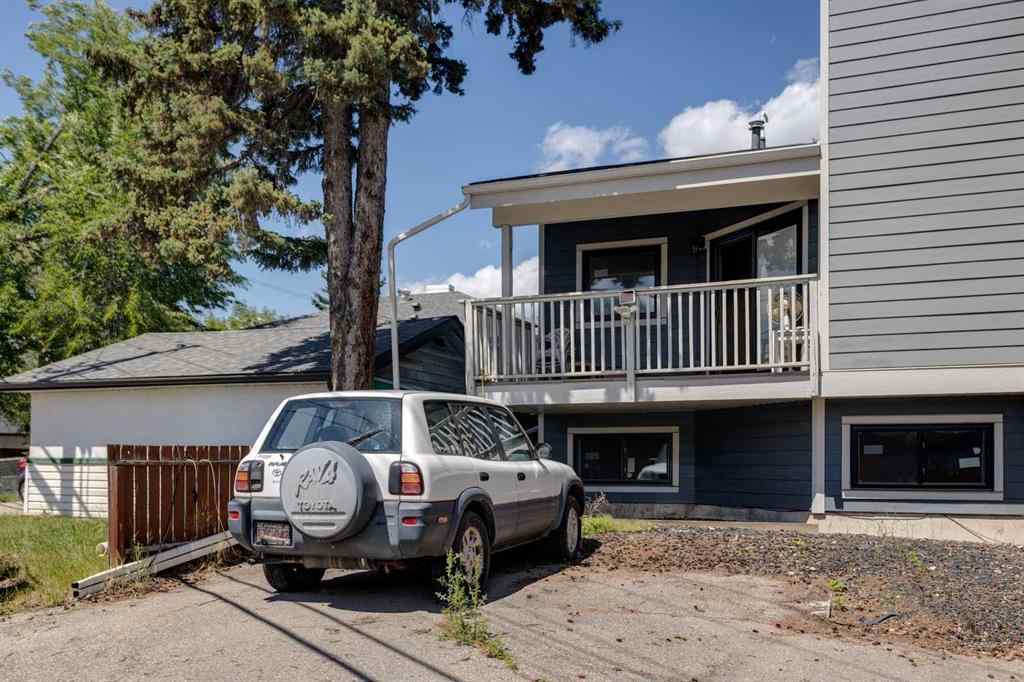 MLS® A2237953 - Unit #4 2637 1 Avenue NW in West Hillhurst Calgary, Residential