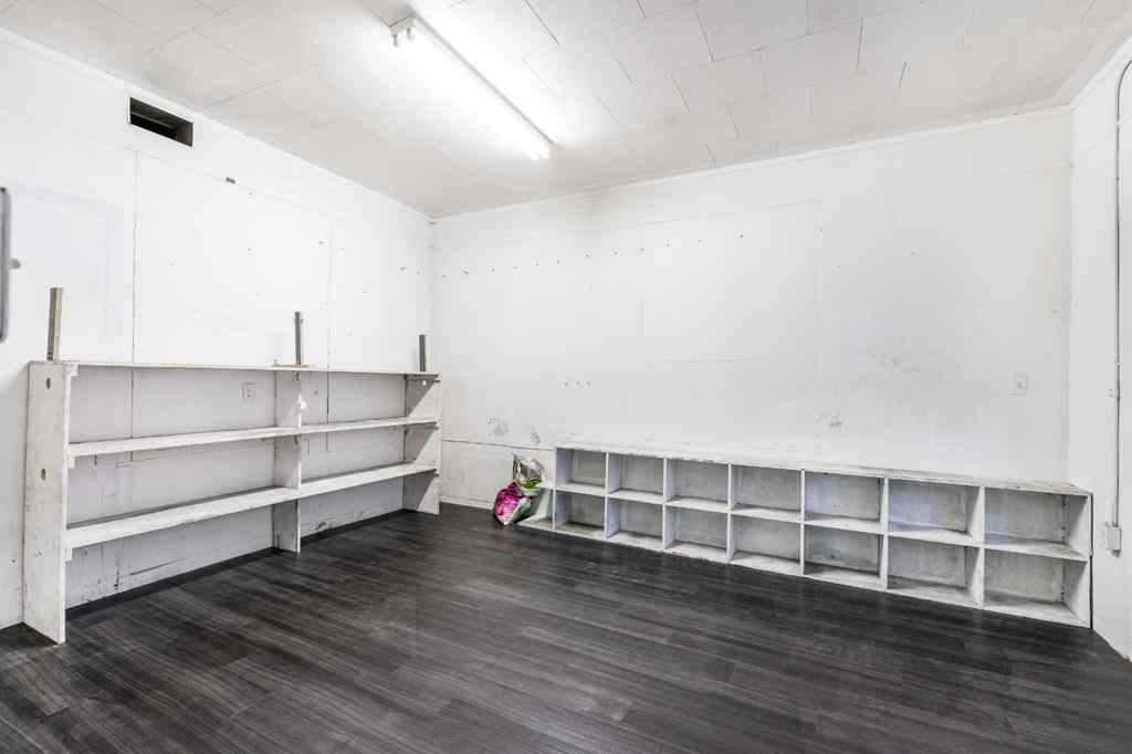 MLS® A2237989 - 5116 53 Avenue  in NONE Viking, Commercial