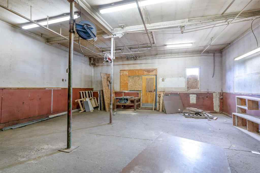 MLS® A2237989 - 5116 53 Avenue  in NONE Viking, Commercial
