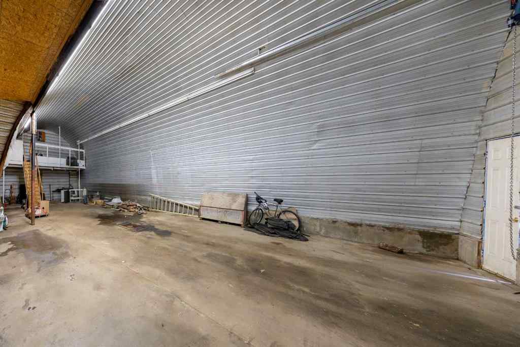 MLS® A2237989 - 5116 53 Avenue  in NONE Viking, Commercial