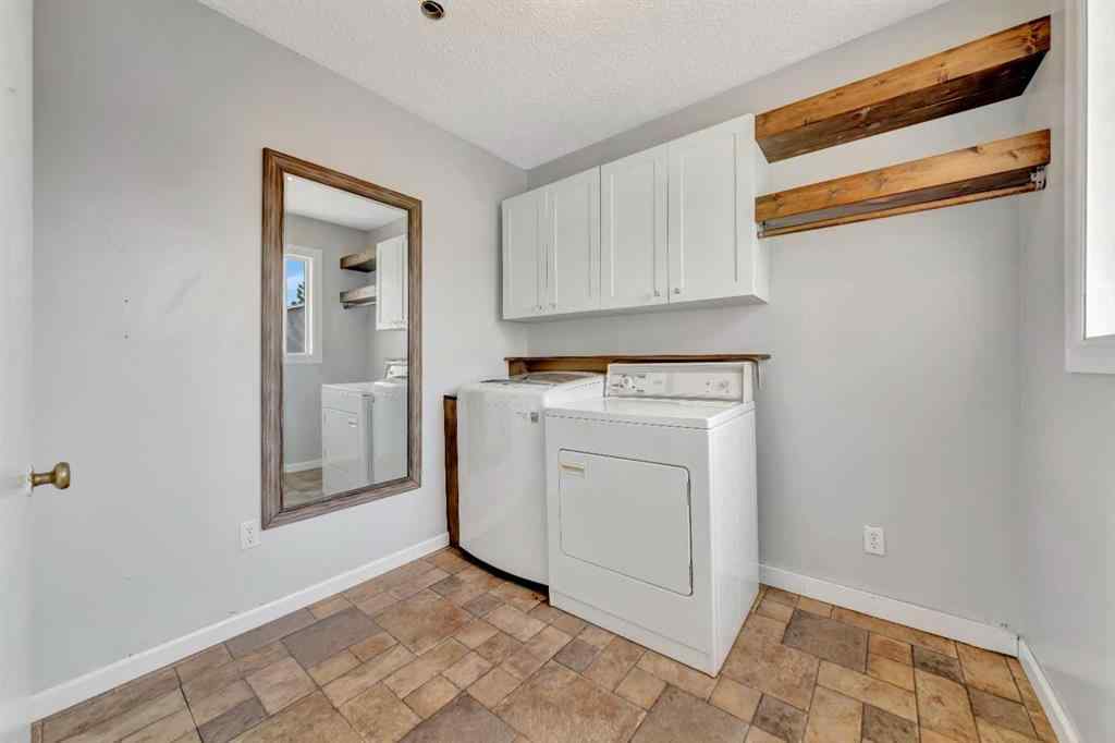 MLS® A2238005 - 213 2 Avenue N in Marwayne Marwayne, Residential