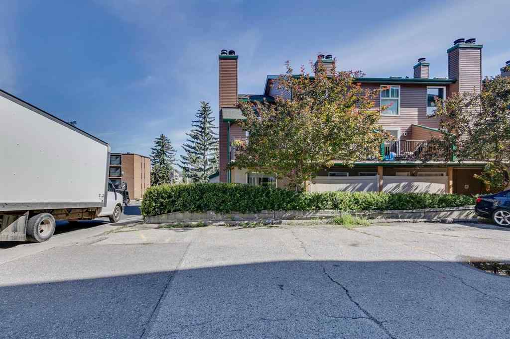 MLS® A2238006 - Unit #16 1516 24 Avenue SW in Bankview Calgary, Residential