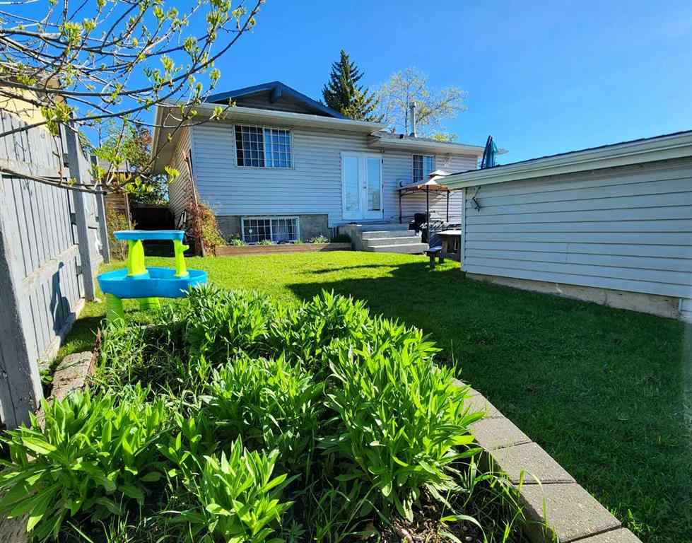 MLS® A2238007 - 5023 Whitehorn Drive NE in Whitehorn Calgary, Residential