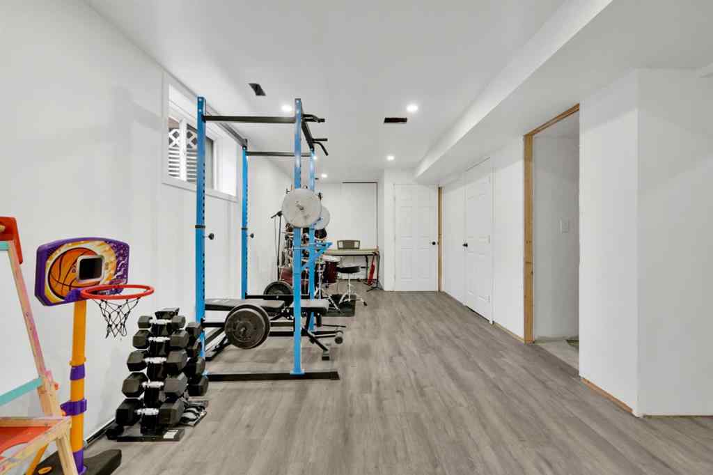 MLS® A2238021 - 2020 Windsong Drive SW in Windsong Airdrie, Residential
