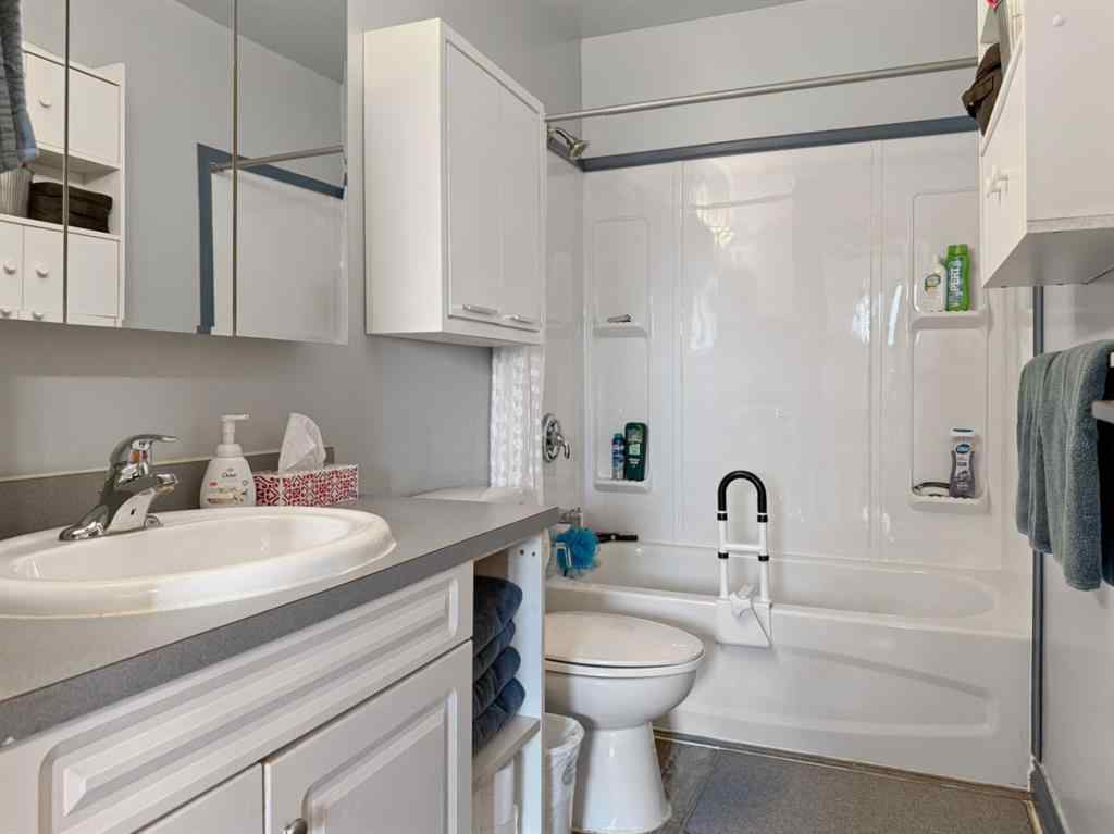 MLS® A2238035 - 9818 101 Street  in NONE Grande Cache, Residential