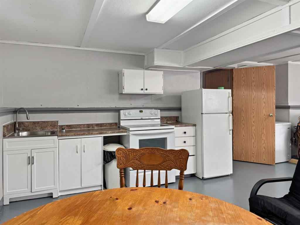 MLS® A2238035 - 9818 101 Street  in NONE Grande Cache, Residential