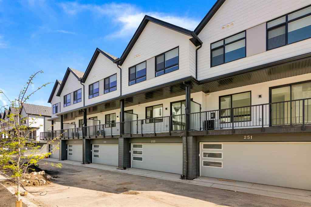 MLS® A2238037 - 293 Dieppe Drive SW in Currie Barracks Calgary, Residential