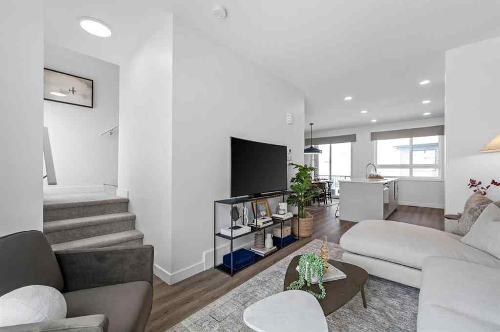 MLS® A2238037 - 293 Dieppe Drive SW in Currie Barracks Calgary, Residential