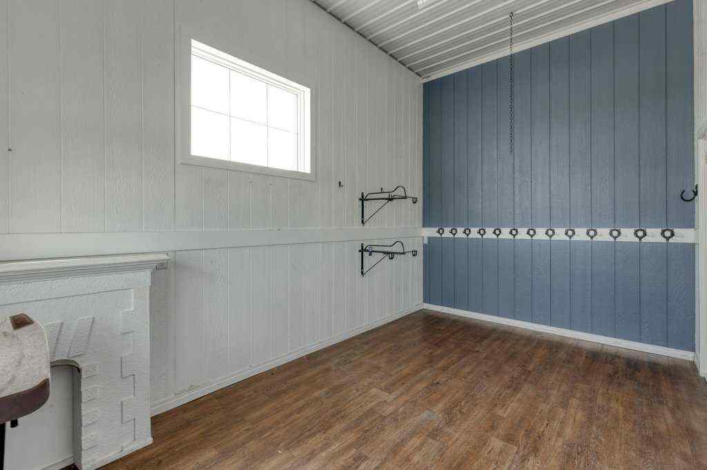 MLS® A2238047 - 290002 Township Road 292   in NONE Rural Rocky View County, Residential