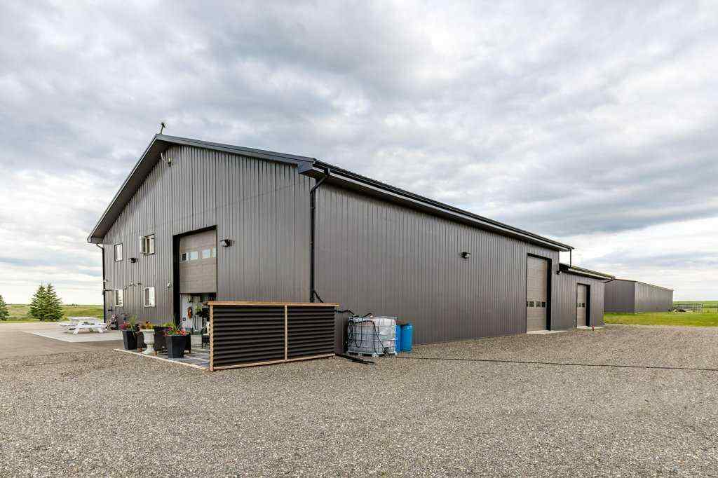 MLS® A2238047 - 290002 Township Road 292   in NONE Rural Rocky View County, Residential
