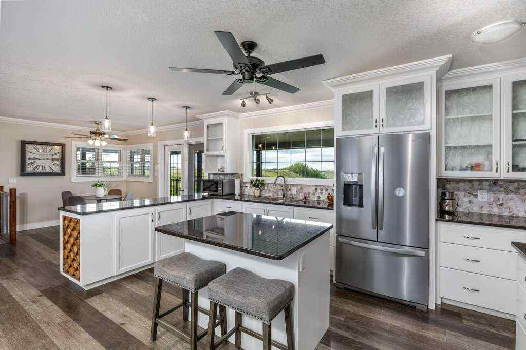 MLS® A2238047 - 290002 Township Road 292   in NONE Rural Rocky View County, Residential