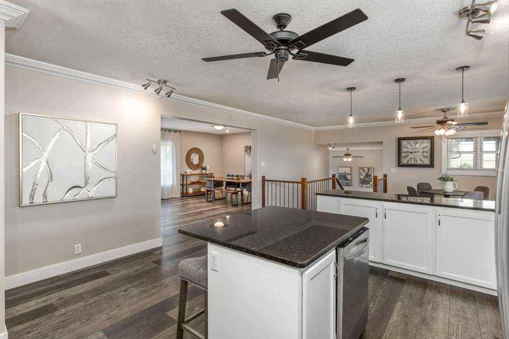 MLS® A2238047 - 290002 Township Road 292   in NONE Rural Rocky View County, Residential