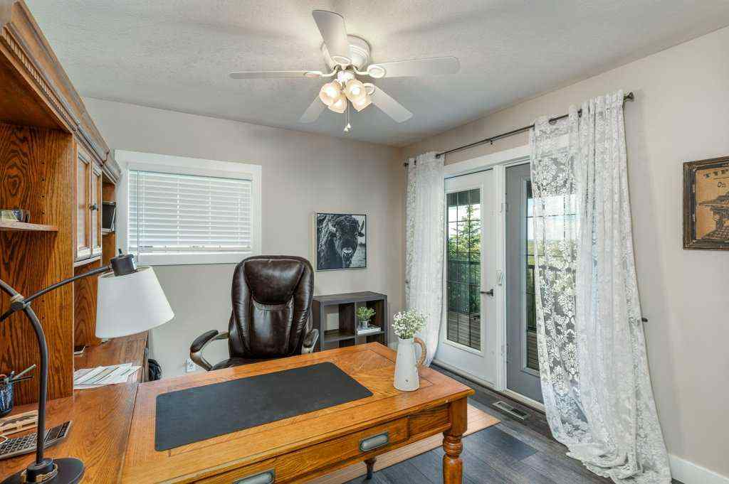 MLS® A2238047 - 290002 Township Road 292   in NONE Rural Rocky View County, Residential