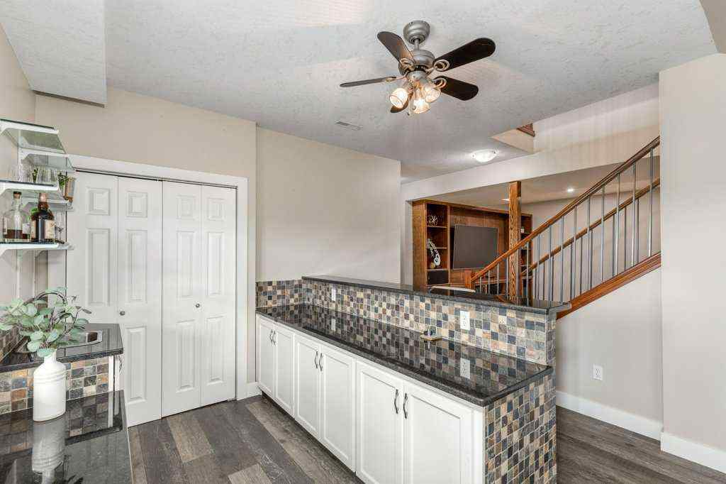 MLS® A2238047 - 290002 Township Road 292   in NONE Rural Rocky View County, Residential