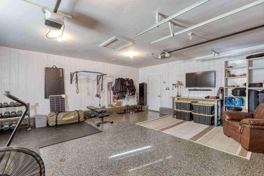 MLS® A2238047 - 290002 Township Road 292   in NONE Rural Rocky View County, Residential