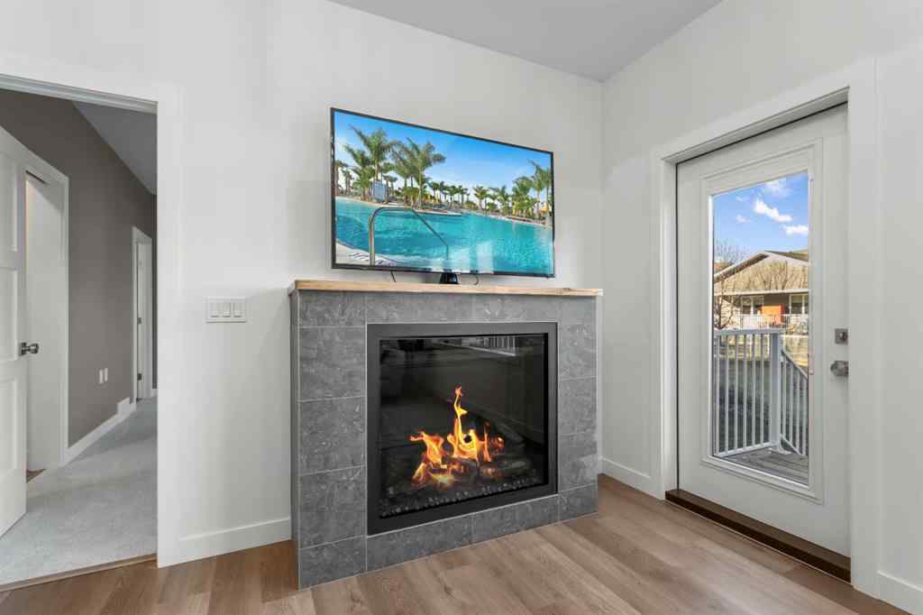 MLS&reg; # A2238079 - 4930 Beardsley Avenue  in Henner\'s Landing Lacombe, Residential Open Houses