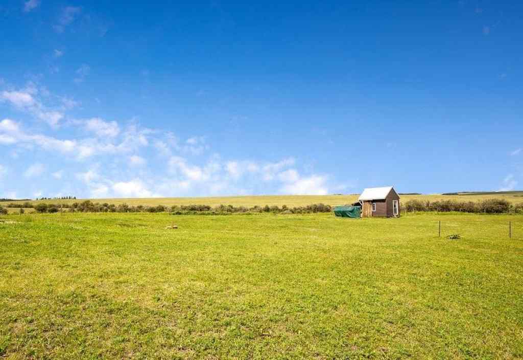 MLS® A2238097 - 30028 Range Road 41   in NONE Rural Mountain View County, Residential