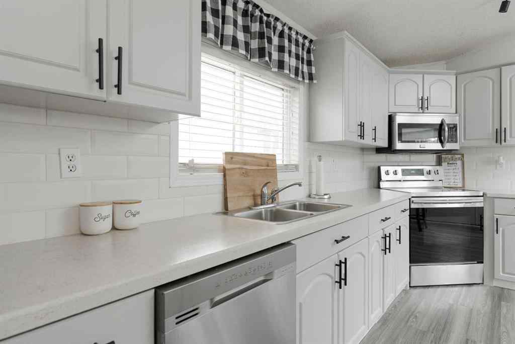 MLS® A2238099 - 188 Caouette Crescent  in Timberlea Fort McMurray, Residential