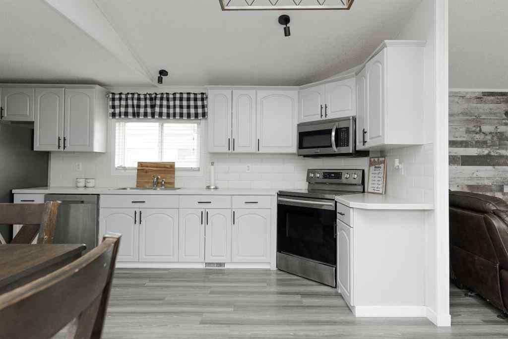 MLS® A2238099 - 188 Caouette Crescent  in Timberlea Fort McMurray, Residential