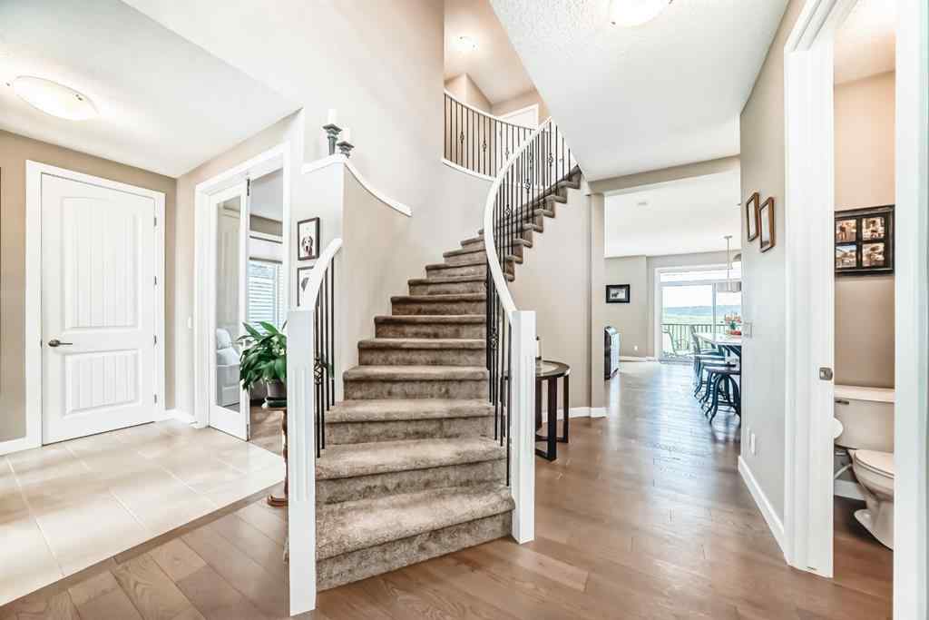 MLS® A2238117 - 144 Sundown View  in Sunset Ridge Cochrane, Residential