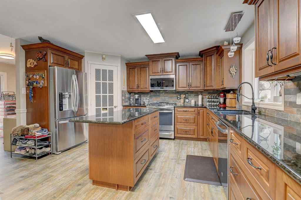 MLS® A2238126 - 104062 A TWP RD 722   in NONE Rural Grande Prairie No. 1, County of, Residential