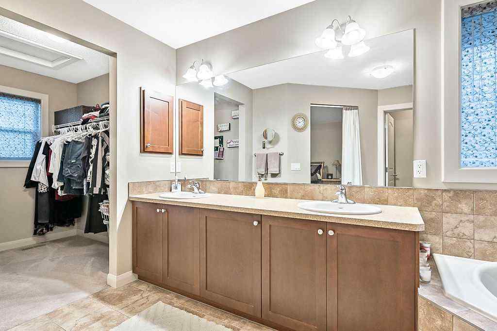 MLS® A2238139 - 3 Westridge Way  in Westridge Okotoks, Residential
