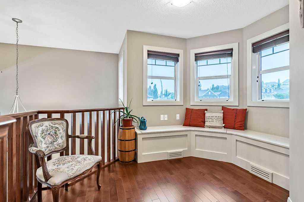 MLS® A2238139 - 3 Westridge Way  in Westridge Okotoks, Residential
