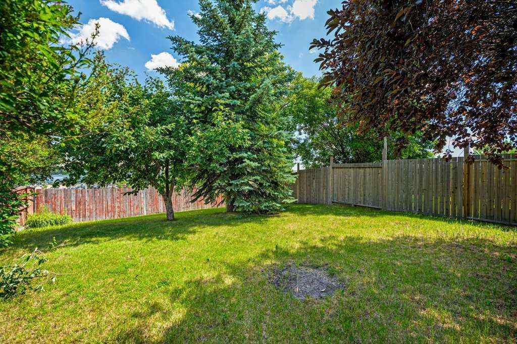 MLS® A2238157 - 51 Hunterhorn Crescent NE in Huntington Hills Calgary, Residential