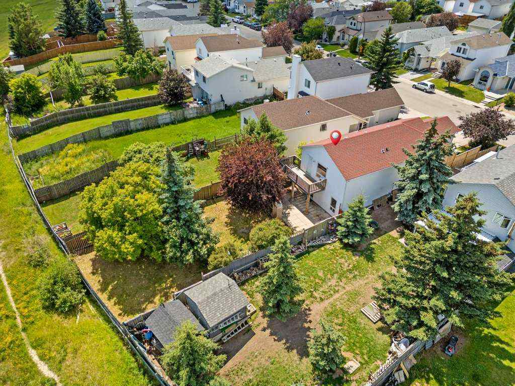 MLS® A2238157 - 51 Hunterhorn Crescent NE in Huntington Hills Calgary, Residential