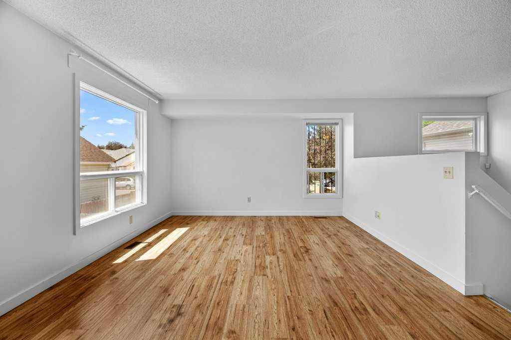 MLS® A2238157 - 51 Hunterhorn Crescent NE in Huntington Hills Calgary, Residential