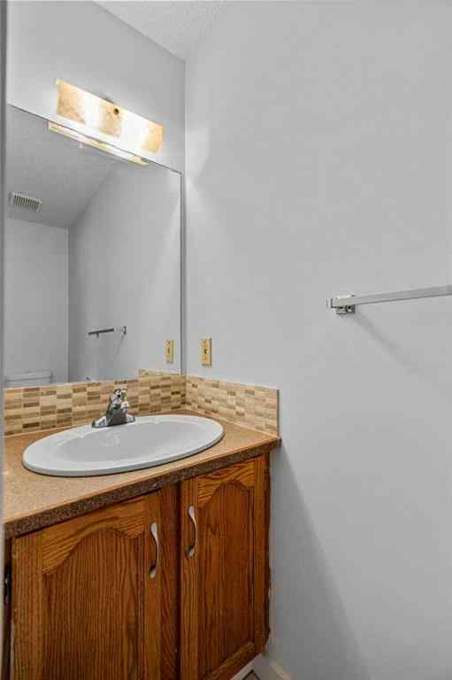 MLS® A2238157 - 51 Hunterhorn Crescent NE in Huntington Hills Calgary, Residential