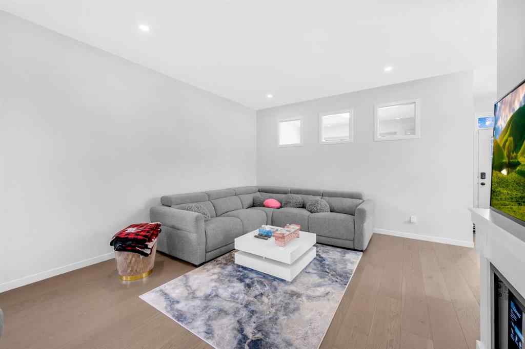 MLS® A2238165 - 123 Aquila Way NW in Glacier Ridge Calgary, Residential