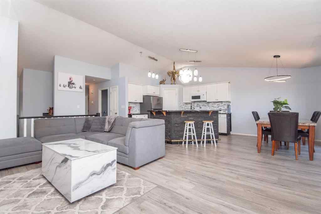 MLS® A2238167 - 84 Wildrose Drive   in Newport Sylvan Lake, Residential