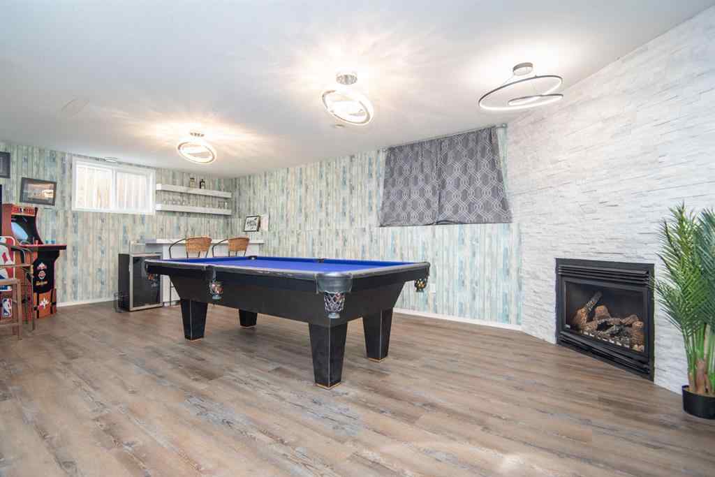 MLS® A2238167 - 84 Wildrose Drive   in Newport Sylvan Lake, Residential