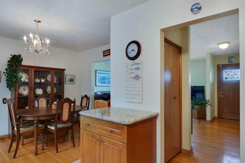 MLS® A2238175 - 131 Hillgrove Crescent SW in Haysboro Calgary, Residential