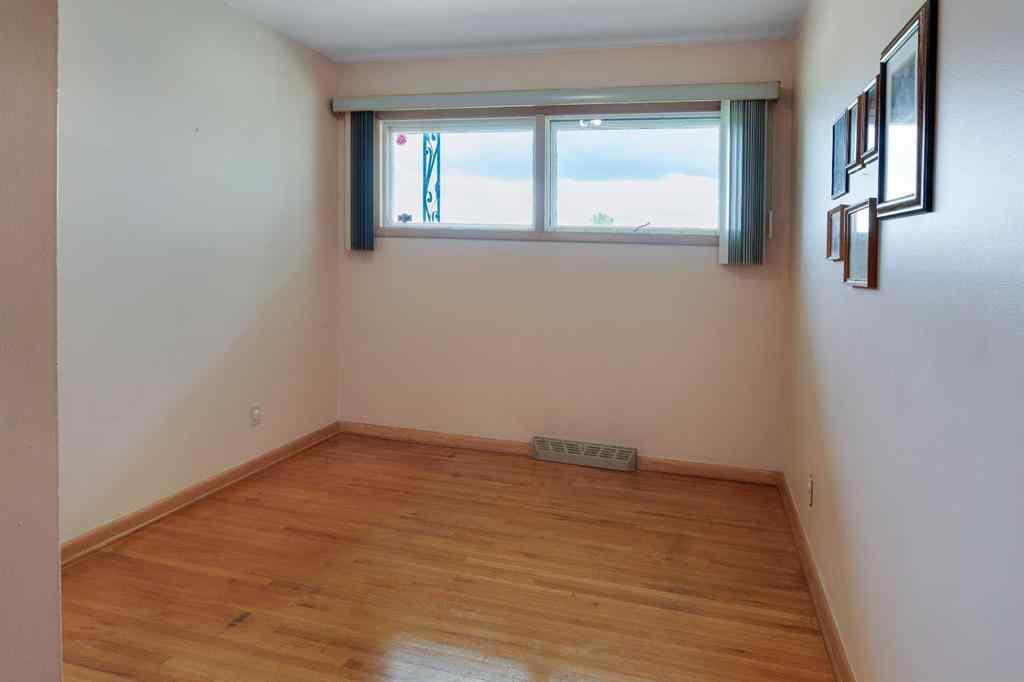 MLS® A2238175 - 131 Hillgrove Crescent SW in Haysboro Calgary, Residential