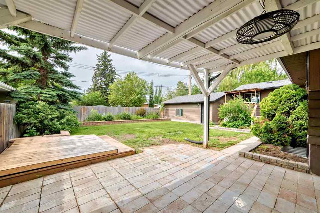 MLS® A2238186 - 73 Kirby Place SW in Kingsland Calgary, Residential