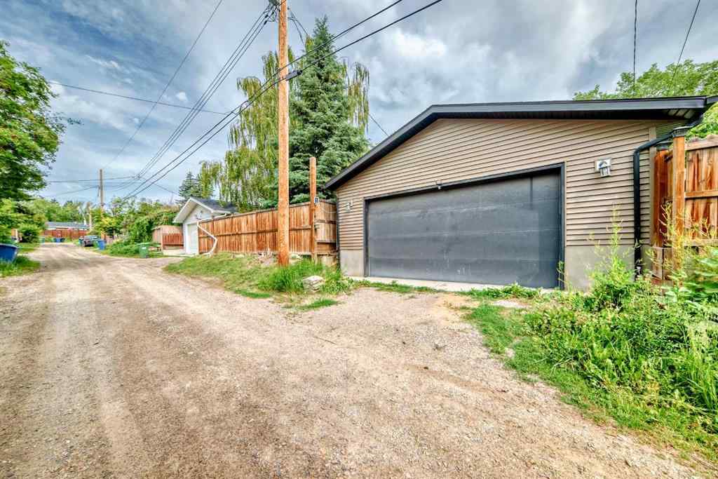 MLS® A2238186 - 73 Kirby Place SW in Kingsland Calgary, Residential