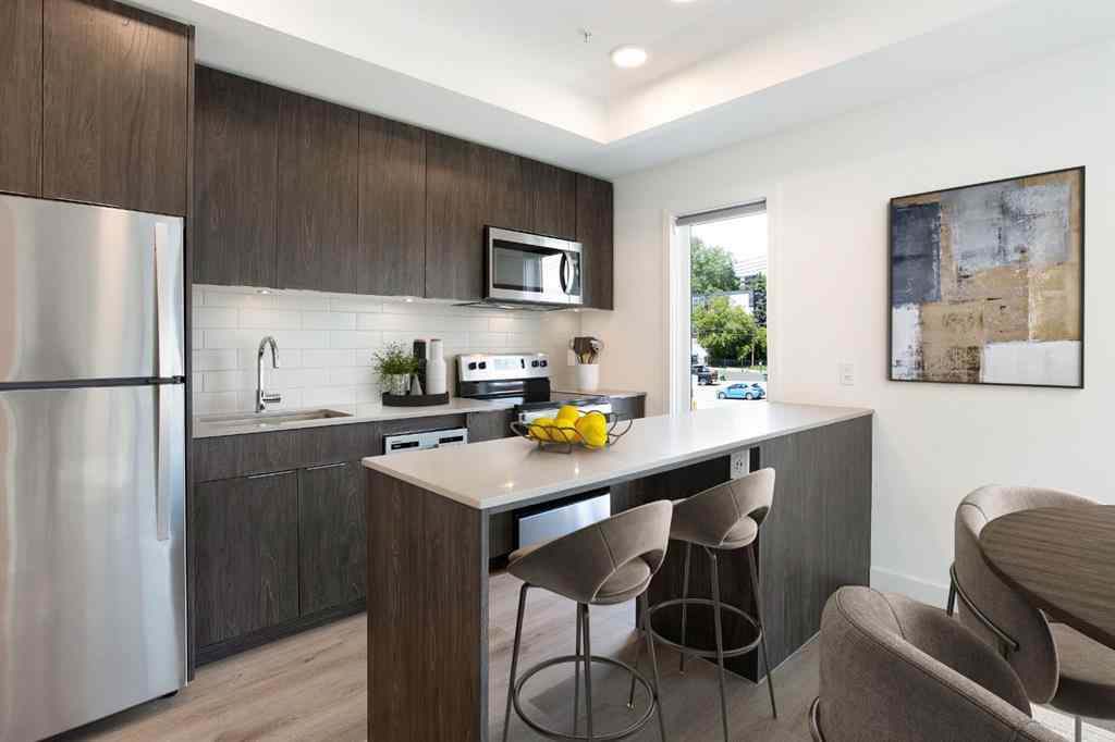 MLS® A2238198 - Unit #202 455 1 Avenue NE in Crescent Heights Calgary, Residential