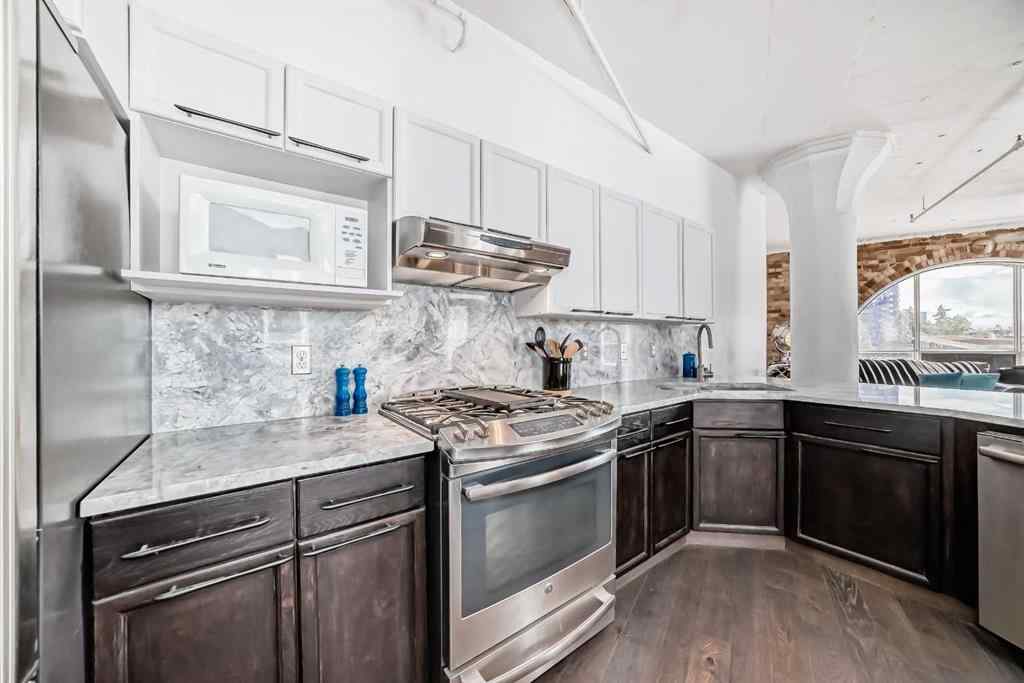 MLS® A2238209 - Unit #402 240 11 Avenue SW in Beltline Calgary, Residential