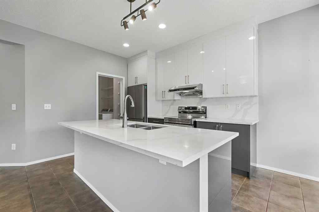 MLS® A2238246 - 18 Royal Birch Way NW in Royal Oak Calgary, Residential