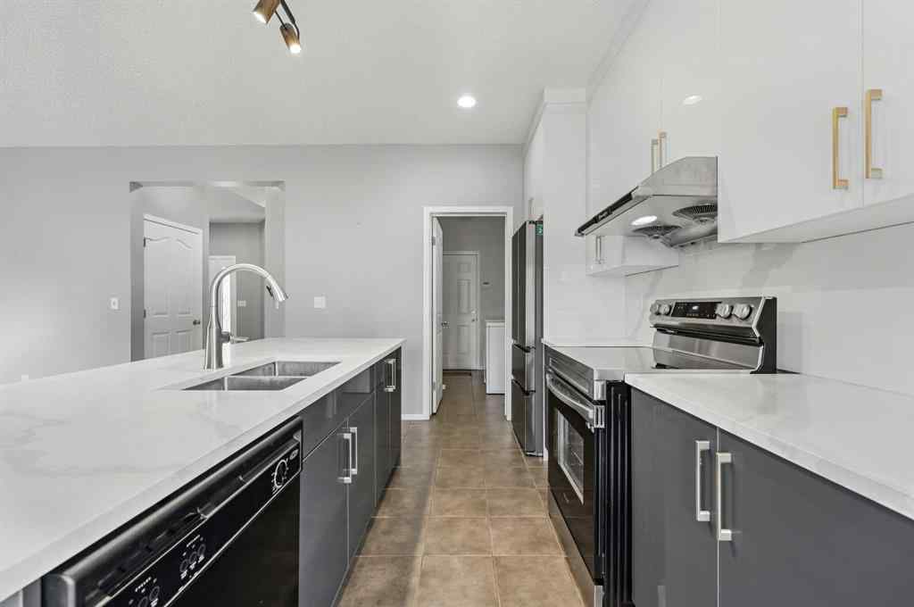 MLS® A2238246 - 18 Royal Birch Way NW in Royal Oak Calgary, Residential