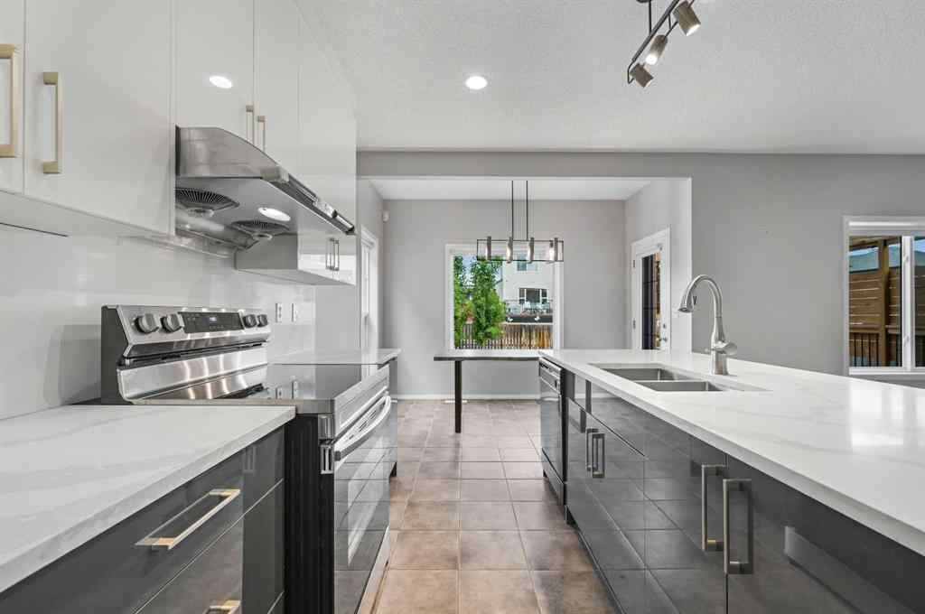 MLS® A2238246 - 18 Royal Birch Way NW in Royal Oak Calgary, Residential