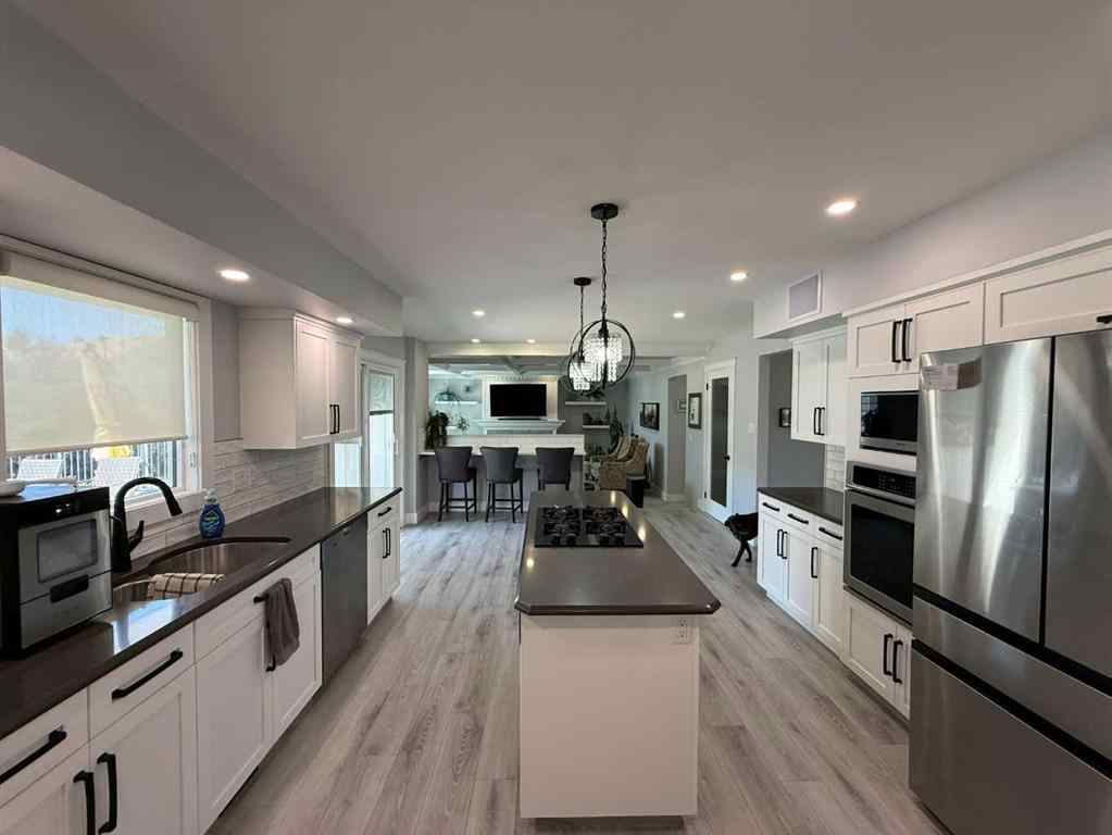 MLS® A2238249 - 1236 40 Avenue N in Legacy Ridge / Hardieville Lethbridge, Residential