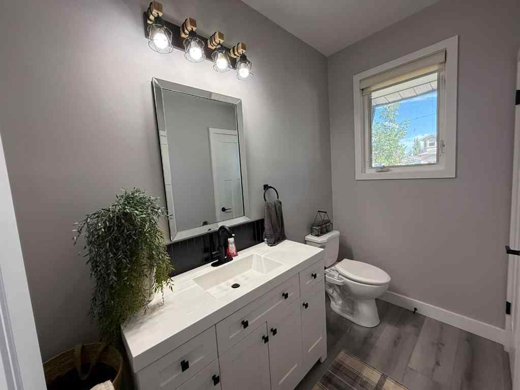 MLS® A2238249 - 1236 40 Avenue N in Legacy Ridge / Hardieville Lethbridge, Residential
